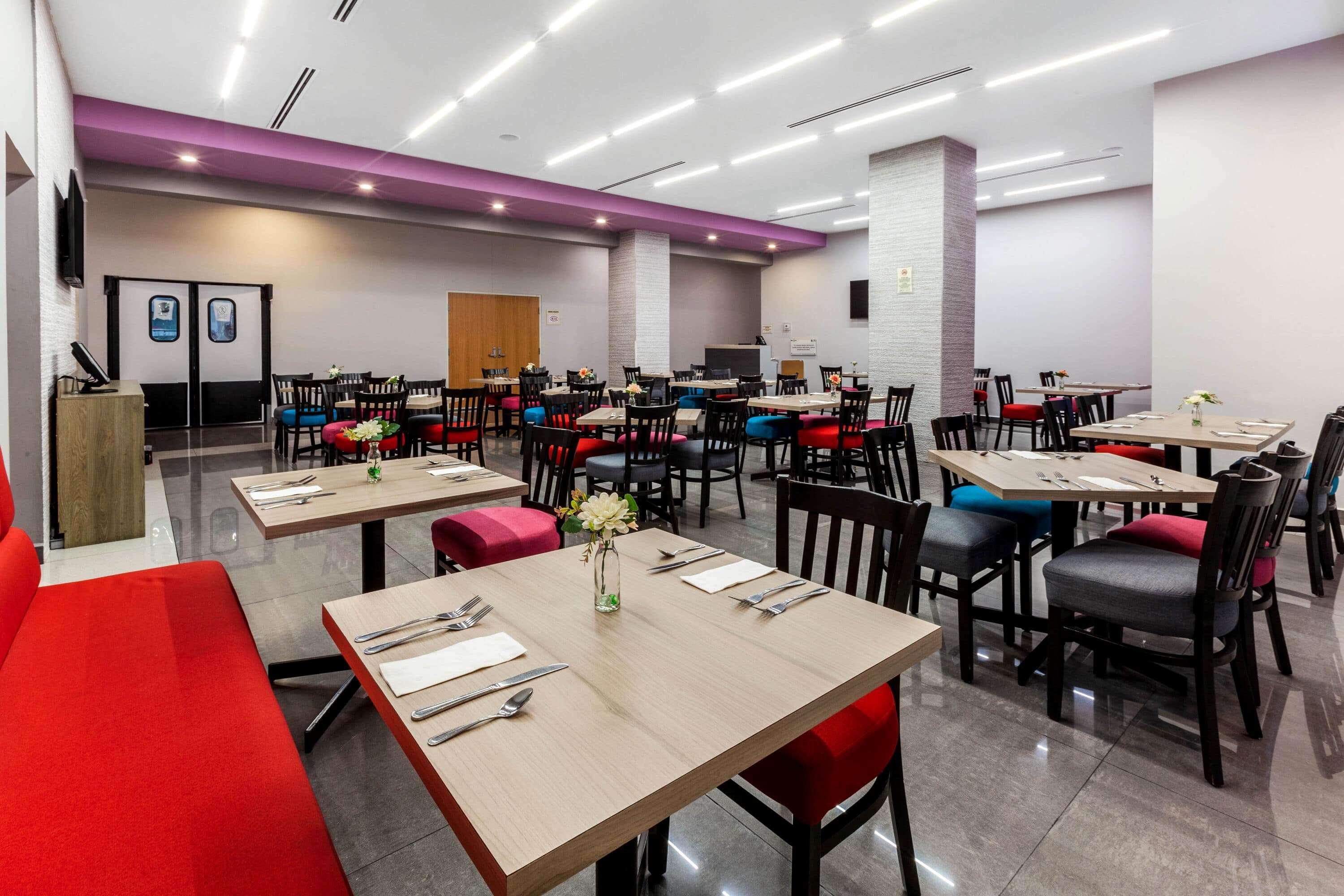 Chn Hotel Monterrey Aeropuerto, Trademark By Wyndham Apodaca Екстер'єр фото