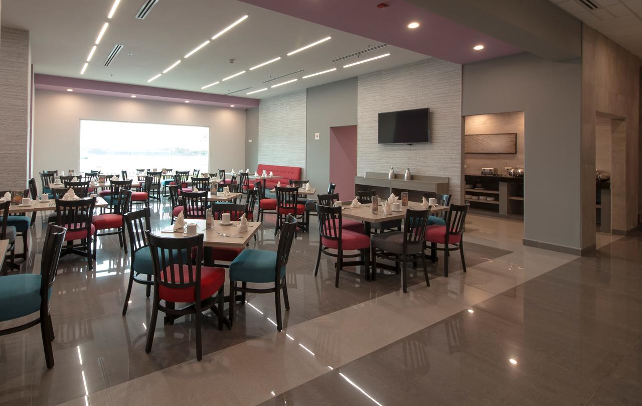 Chn Hotel Monterrey Aeropuerto, Trademark By Wyndham Apodaca Екстер'єр фото